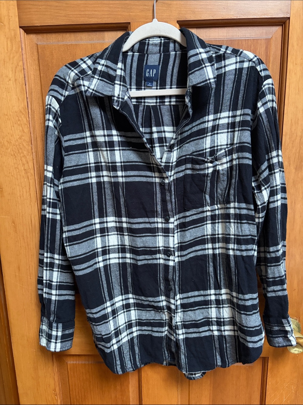 GAP Black and White Plaid Button-Down Shirt
